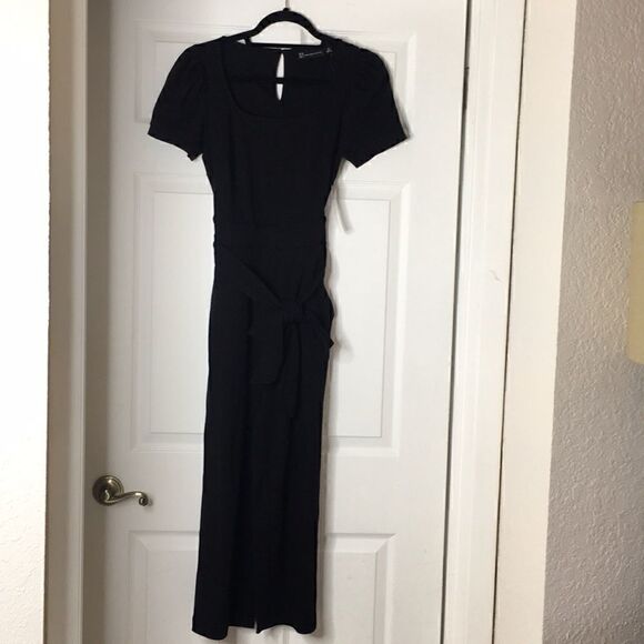 NWT NY&C Black crop legged jumpsuit with sash - Picture 1 of 3